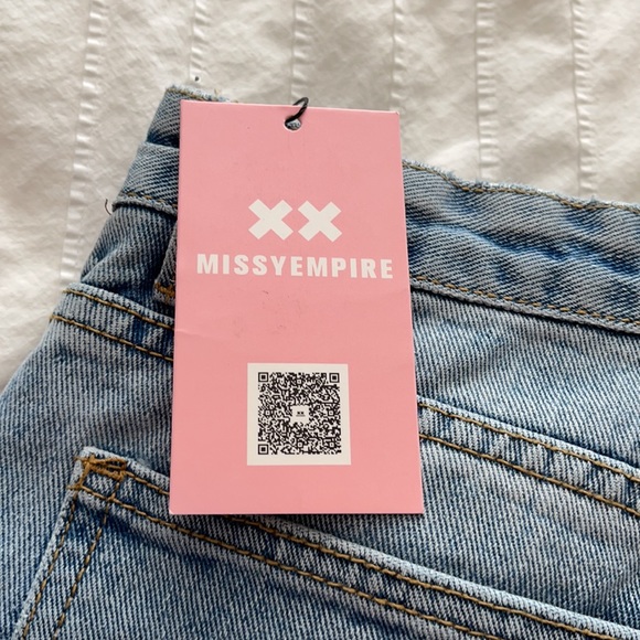 MISSYEMPIRE - Picture 6 of 8